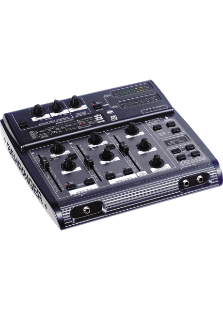 Behringer BCD2000 The ultimate DJ Machine Play, Mix, Perform and Scratch MP3, OGG and WAV Files just like Vinyl Records Behringer BCD2000 The ultimate DJ Machine Play, Mix, Perform and Scratch MP3, OGG and WAV Files just like Vinyl Records