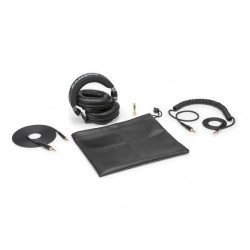 Samson Z45 Closed Back Over-Ear Professional Reference Headphones Samson Z45 Closed Back Over-Ear Professional Reference Headphones